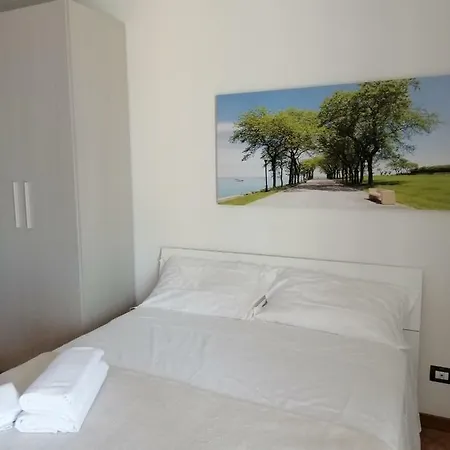 Regina Lake Como Apartman