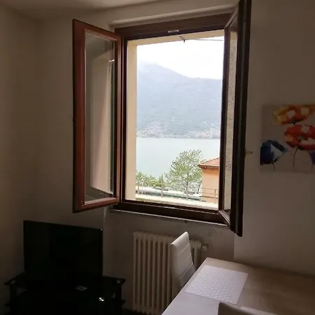 Regina Lake Como Apartament