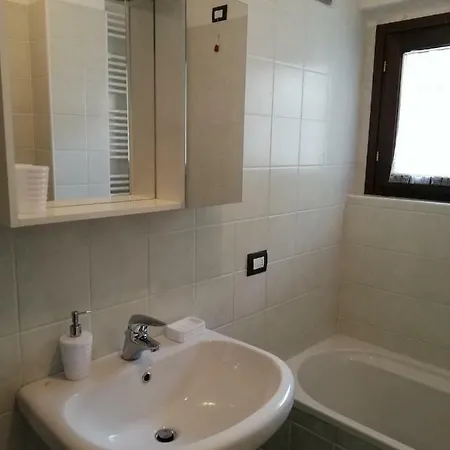 Regina Lake Como Apartament Dorio